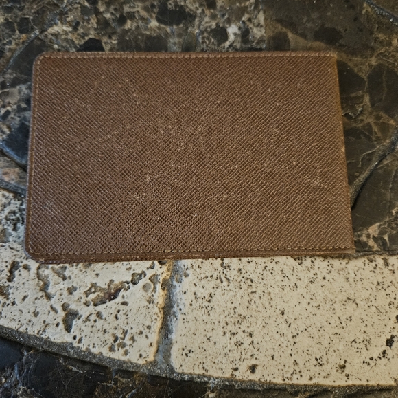 Louis Vuitton Brown Taiga Leather Card Holder ID Wallet case - Picture 3 of 10